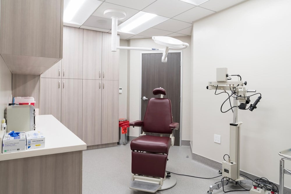 Ophthalmology Associates of the Valley West Hills